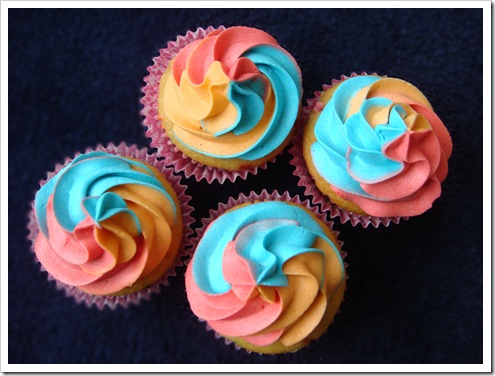 Rainbow Cupcakes 063-1