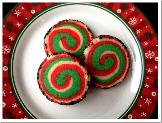 Christmas-Pinwheel-Cookies-1_thumb