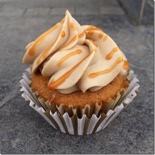 Caramel Pumpkin Cupcakes 2