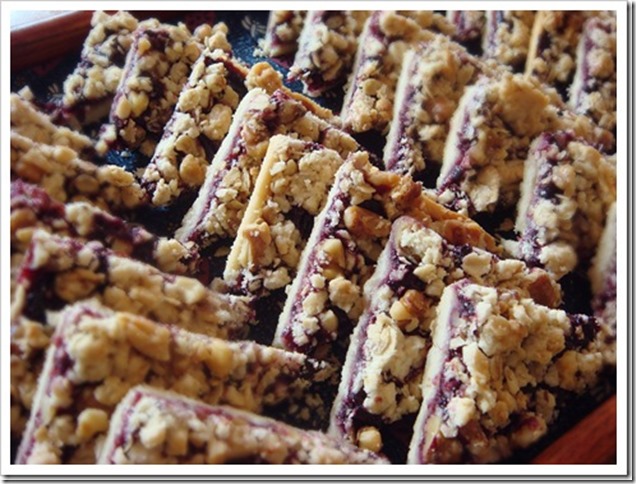 Raspberry Crumb Bars 2